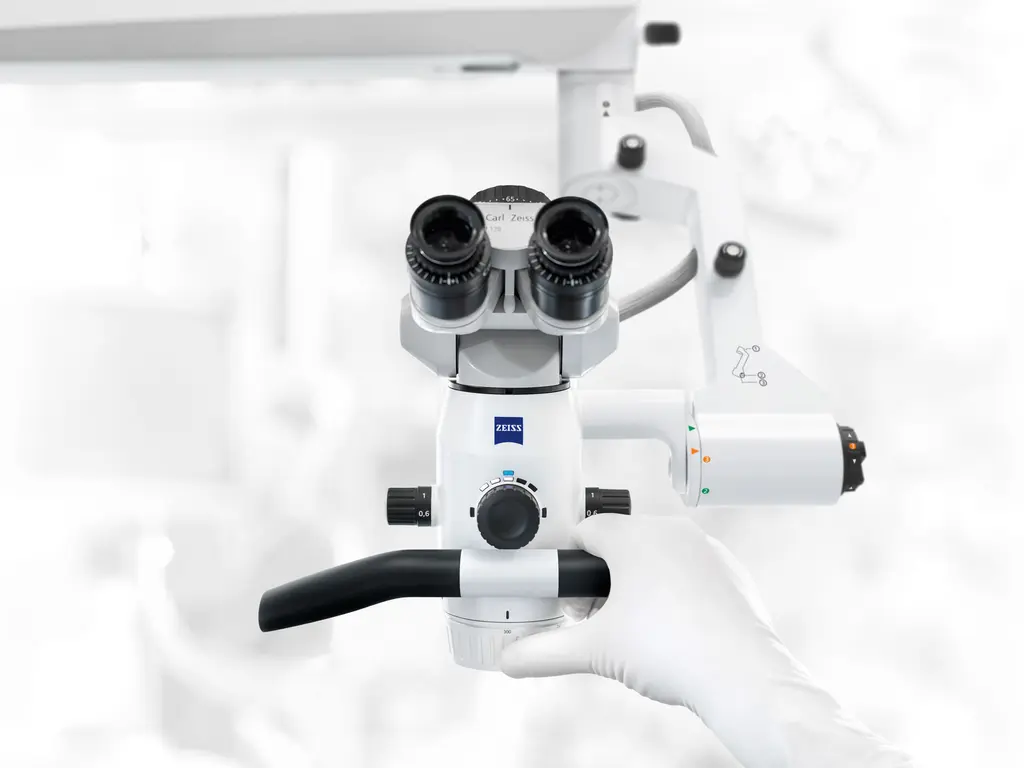 Микроскоп ZEISS EXTARO 300
